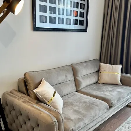 Elegant Living Ap. 2