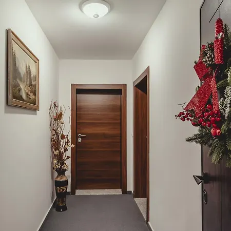 Daire Elegant Living Ap. 2 *
